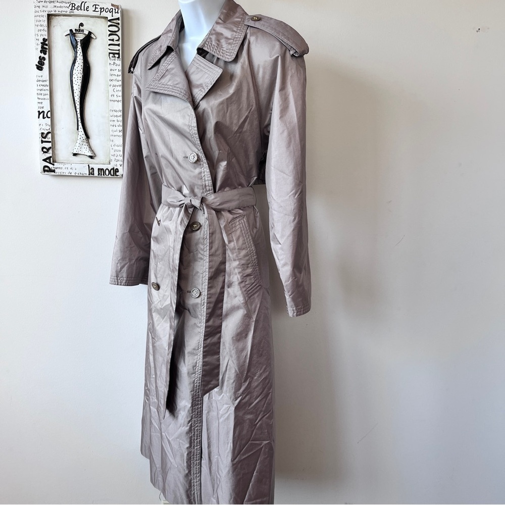 Vintage Minimalist Nylon Double Breasted Tan Trench Raincoat Size 6 - Picture 3 of 14